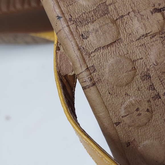 Orthaheel Solana Yellow Strappy Flip Flops 9 - Picture 8 of 9